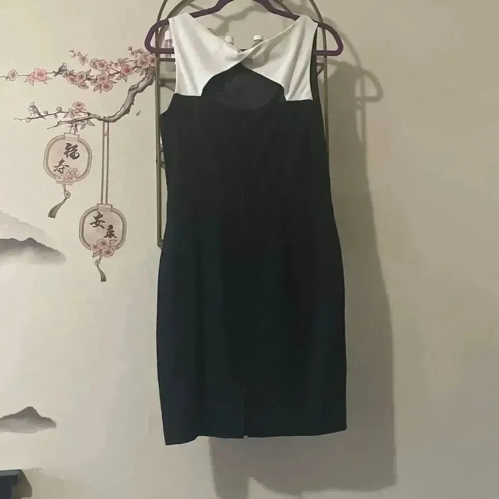 H&M black little dress sleeveless office Formal white keyhole back size 10